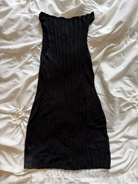 PattyBoutik Black Ribbed Strapless Bodycon Dress